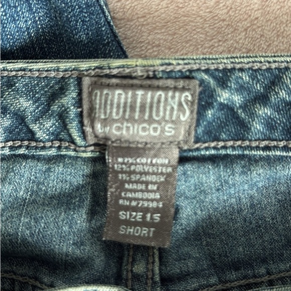 Chico's Blue Straight Leg Jeans Size 1.5 - Picture 3 of 3